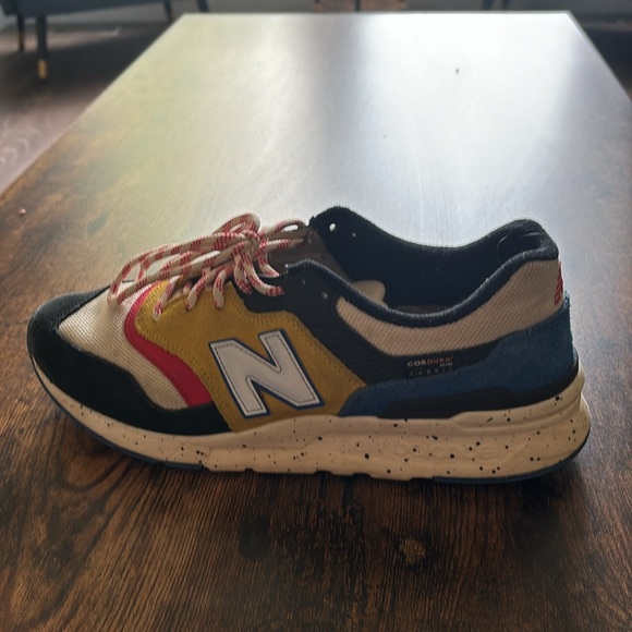 New Balance 997H - Picture 3 of 4